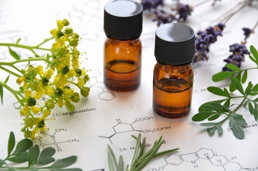 Pure Essential Oils - Myths & Facts - How To Find High-Quality Oils