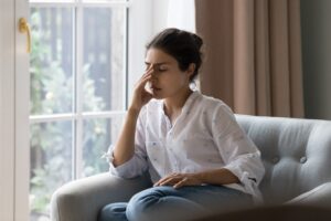 Chronic Pain Relief Strategies: Essential Oils, Superfoods & Natural Remedies